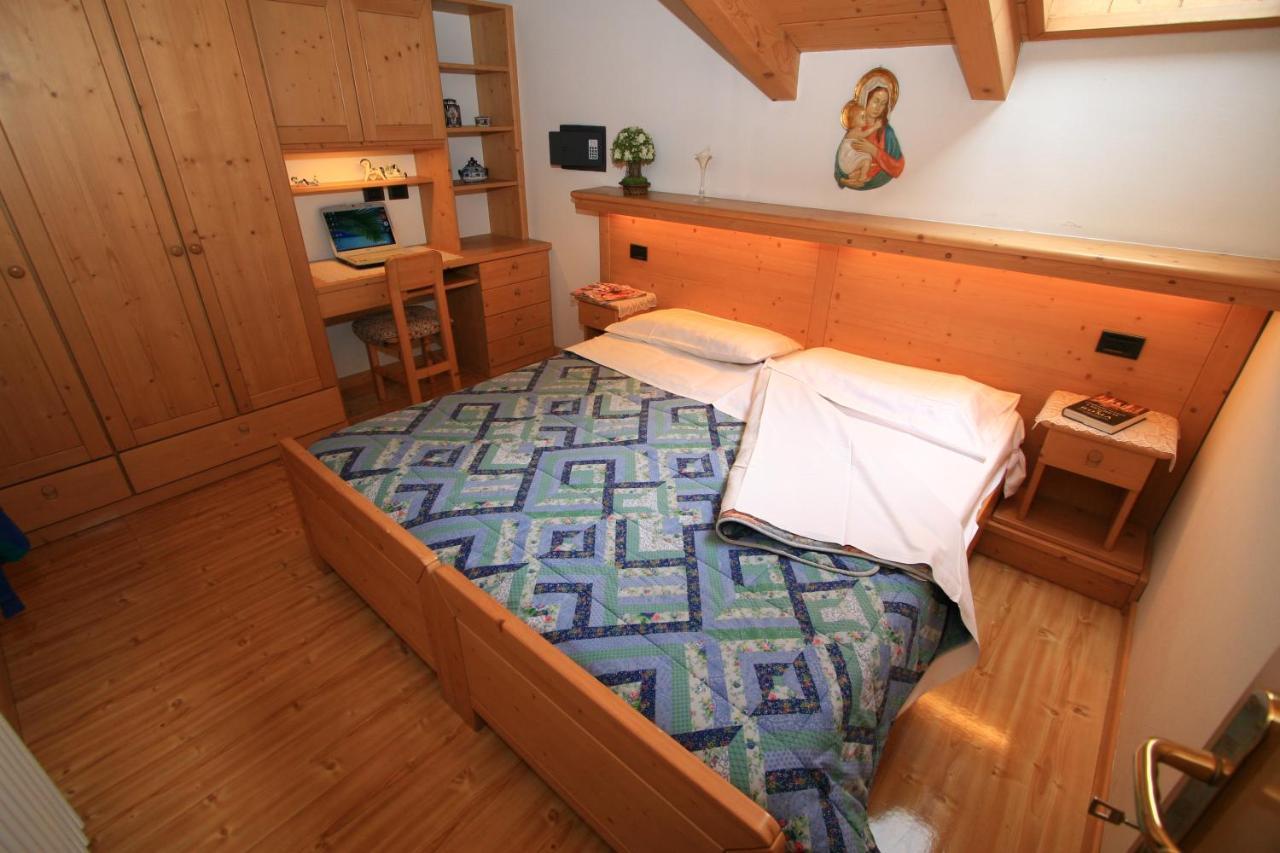 Residence Holiday Pozza di Fassa Ngoại thất bức ảnh